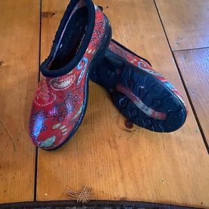 Sloggers garden shoes size 7